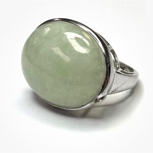 Sterling silver jade ring